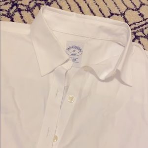 Brooks Brothers Women’s Dress Shirt, Size 2P